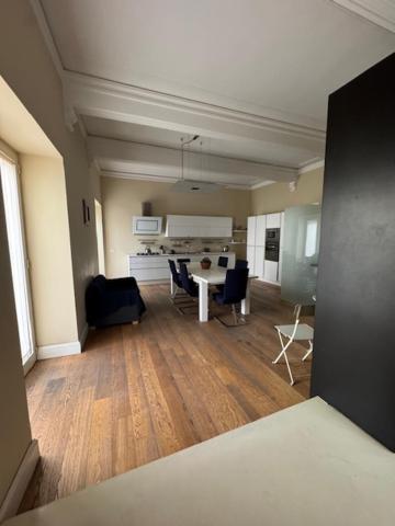 Suite Con Terrazza In Centro Storico Catania Exterior photo
